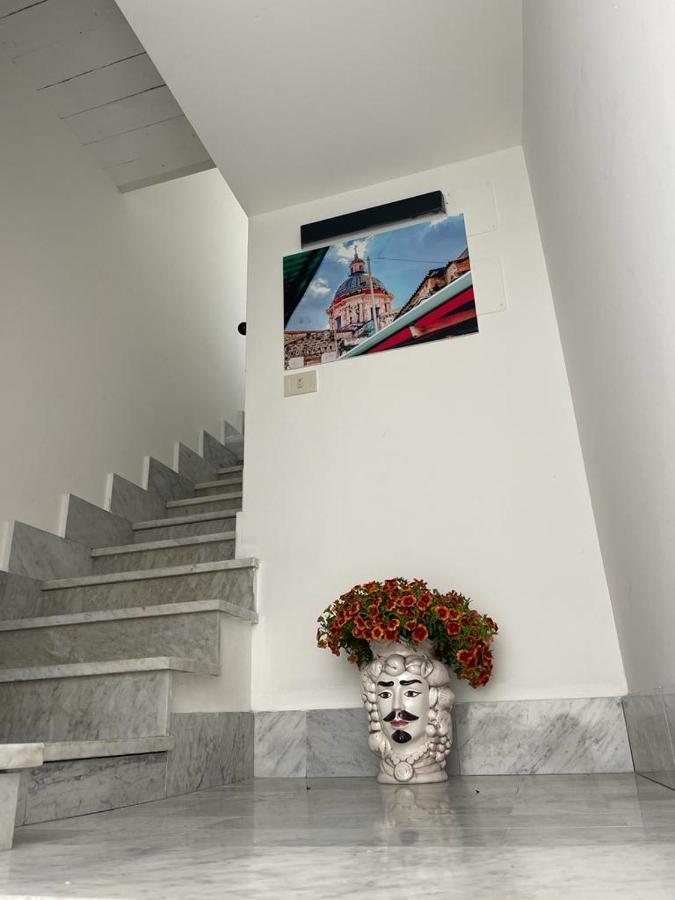 Sweet Life Aparthotel ปาแลร์โม ภายนอก รูปภาพ